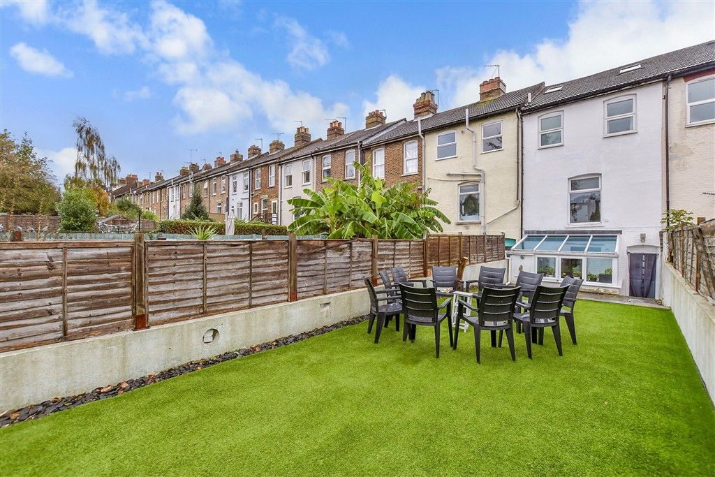 Property photo 1 of 12 Rear Garden