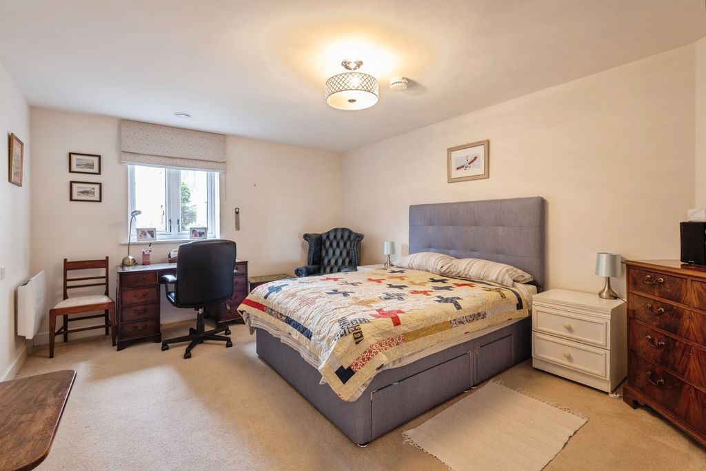 Additional image 13 of 2 bed flat for saleSouth Street, Taunton, Somerset TA1