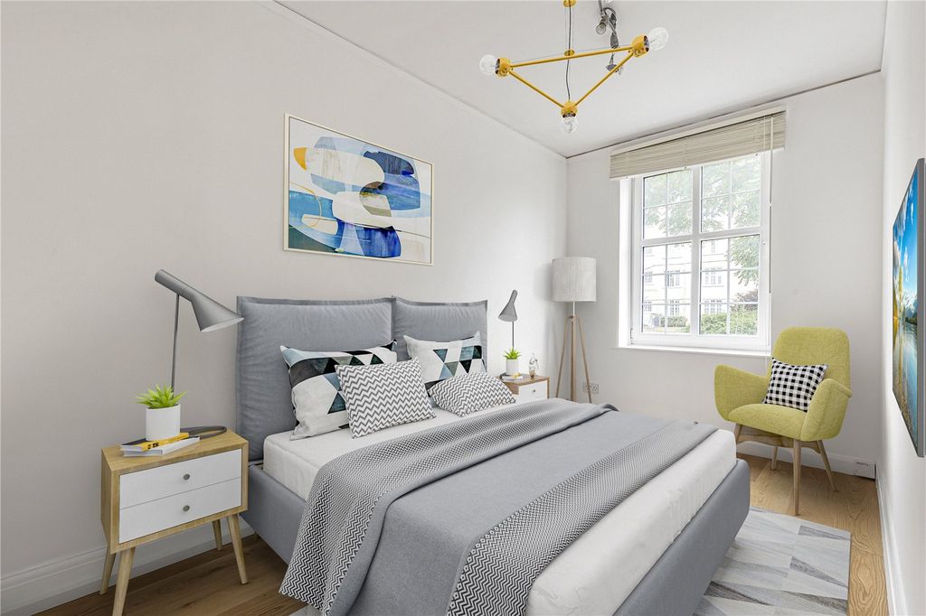 Property photo 3 of 9 Bedroom 2