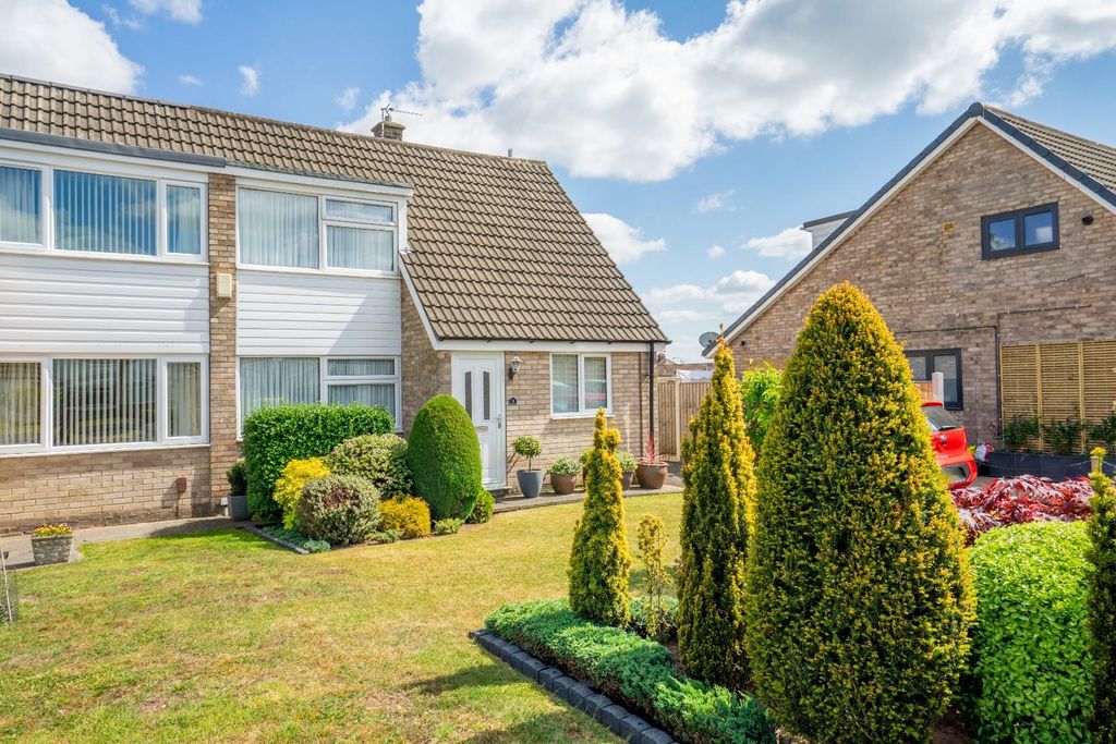 Property photo 1 of 13 9Tp-18.Jpg