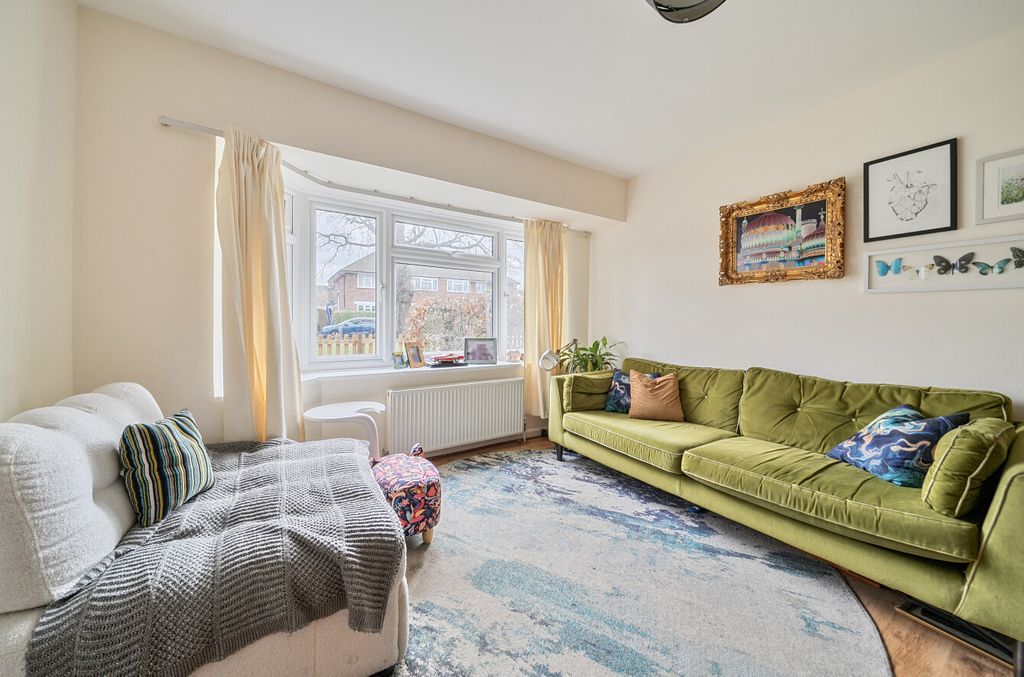 Property photo 3 of 17 1402392-3-698c5E9...