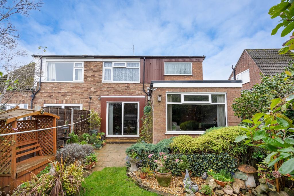 Property photo 2 of 16 Picture No. 15