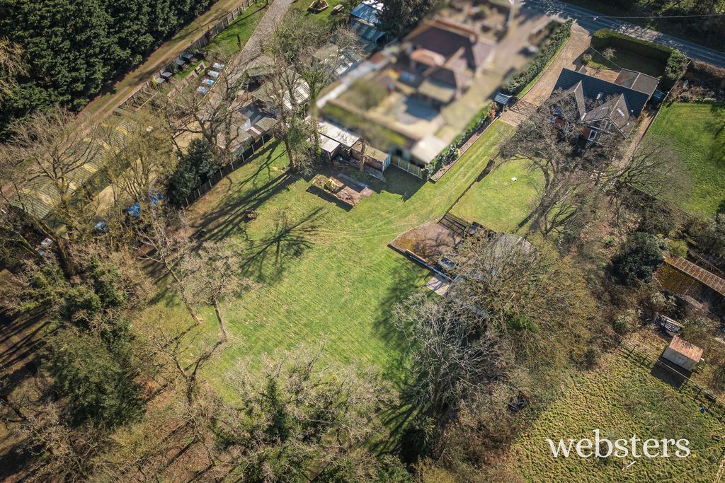 Property photo 3 of 36