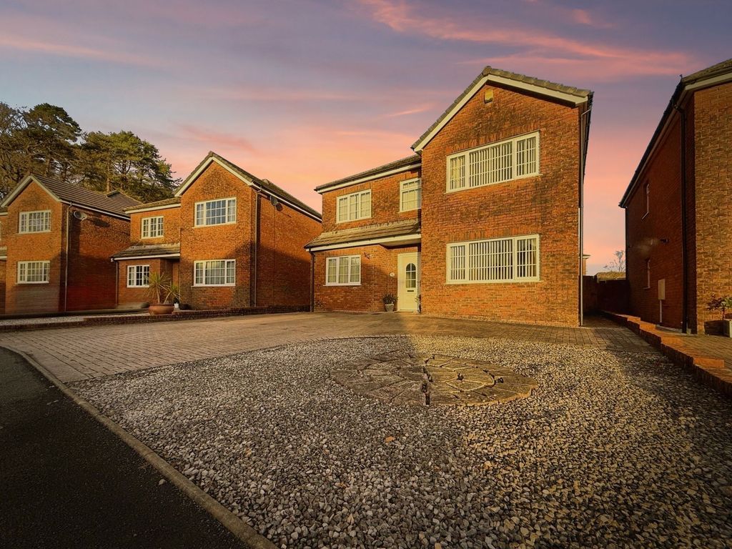 Property photo 2 of 38