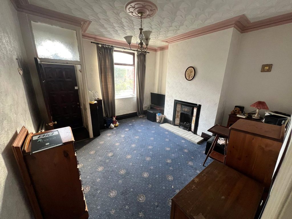 Property photo 2 of 12 Picture No. 13