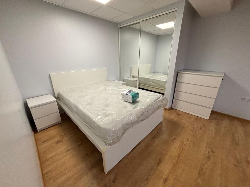 Property photo 1 of 5 Living Room