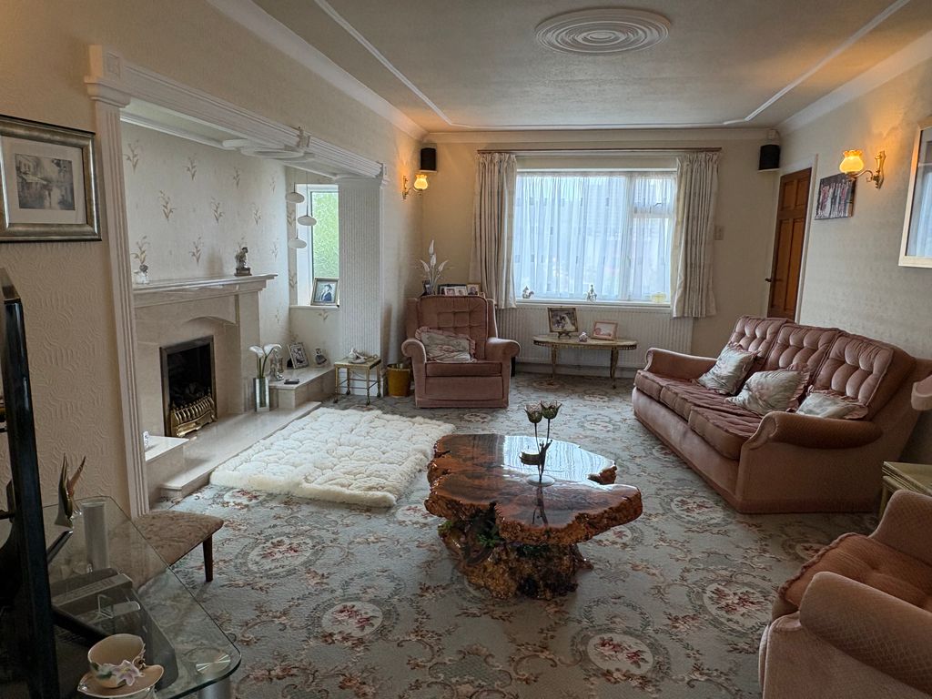 Property photo 2 of 19 Img_7063