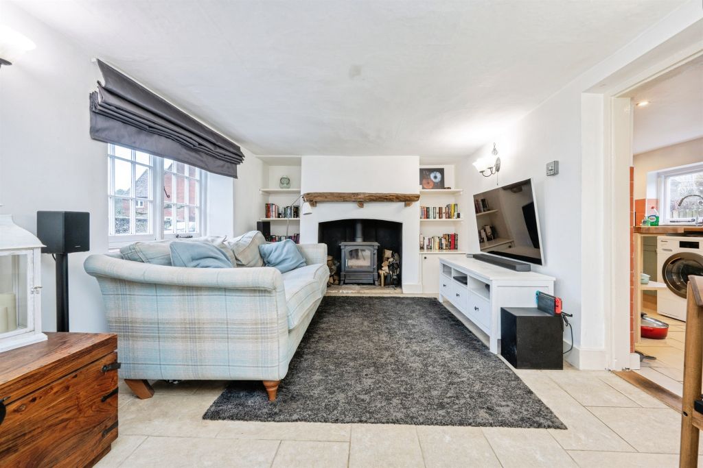 Property photo 2 of 21