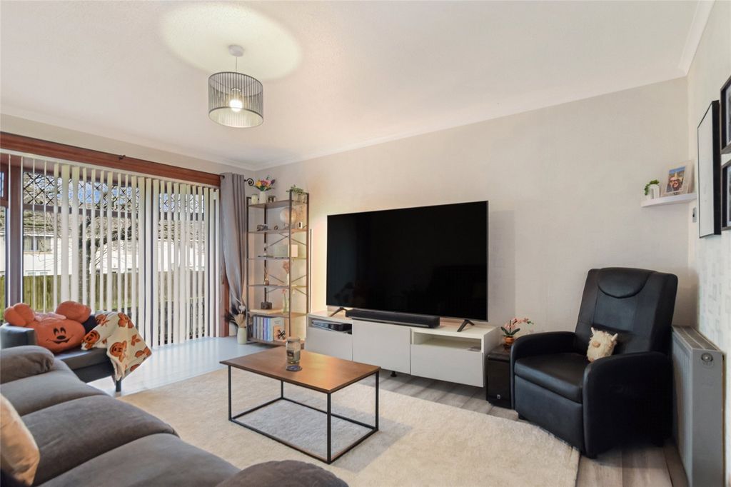 Property photo 2 of 21 Picture No. 03