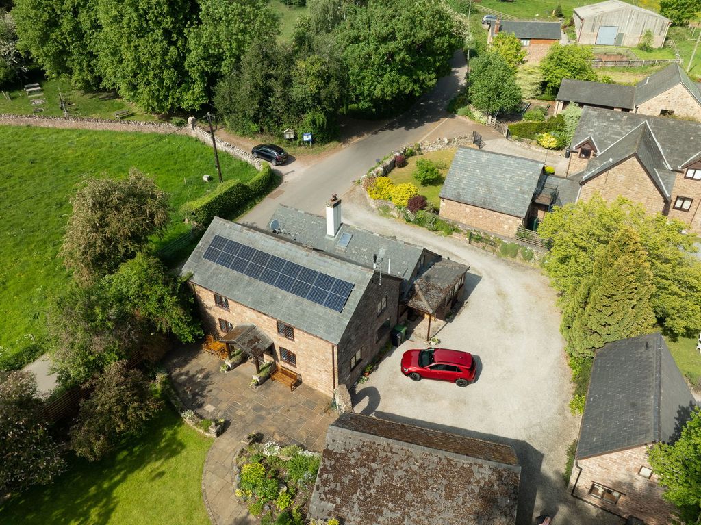 Property photo 3 of 33