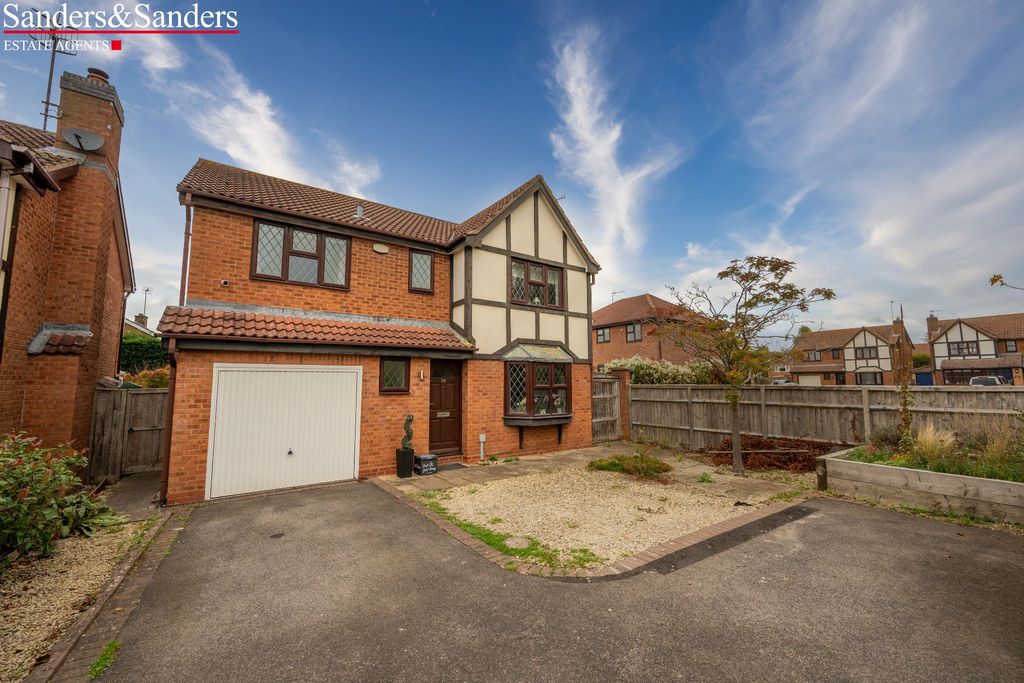 Property photo 1 of 32 Photograph 1