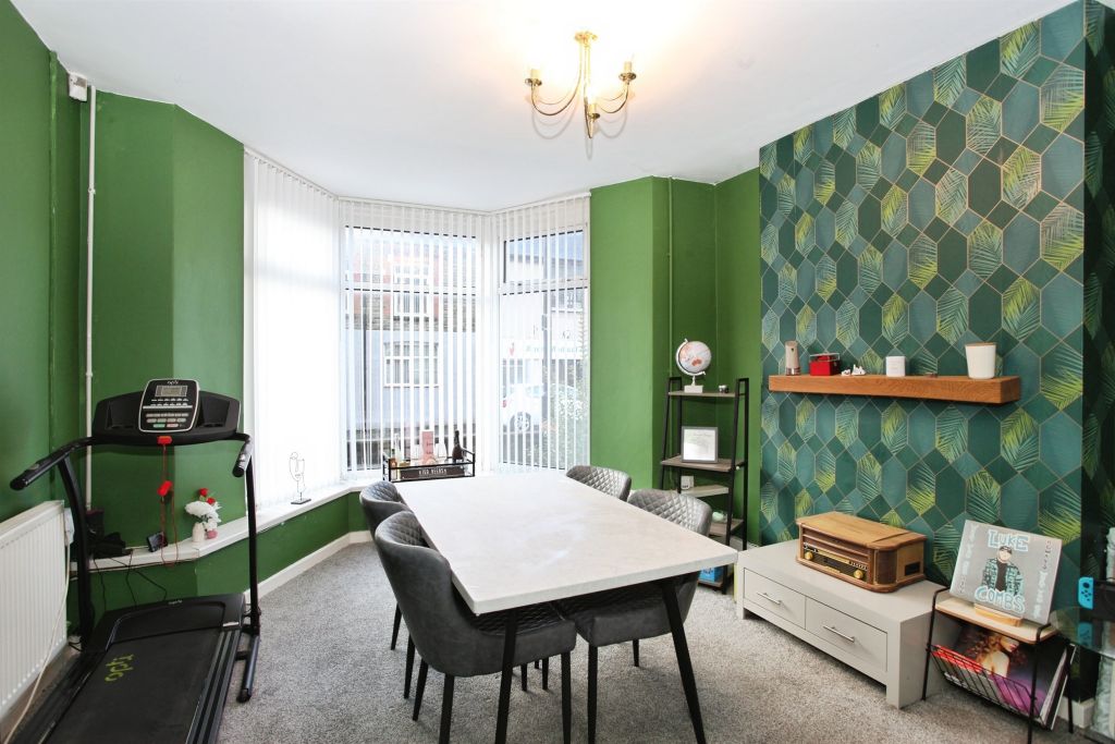 Property photo 3 of 21