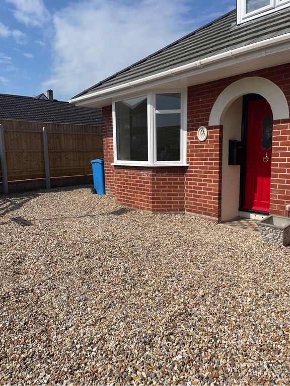 Property photo 2 of 37