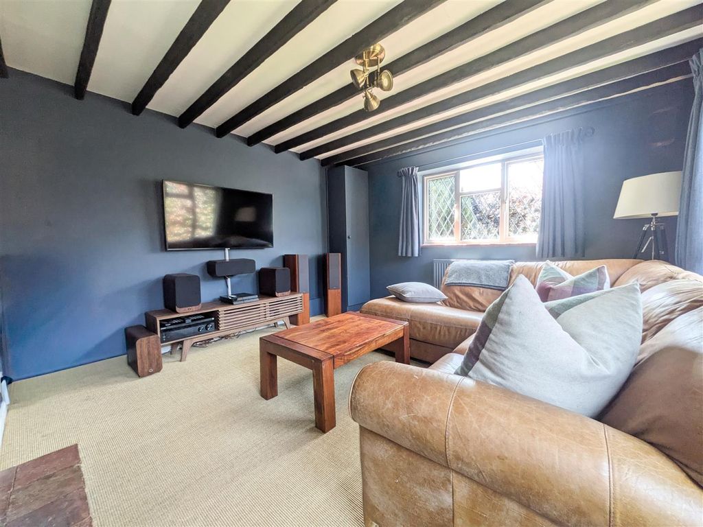 Property photo 2 of 43