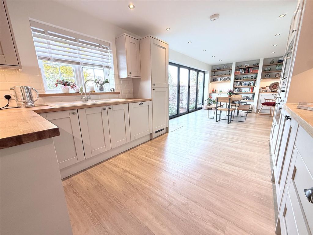 Property photo 2 of 22 Img_7366.Jpg