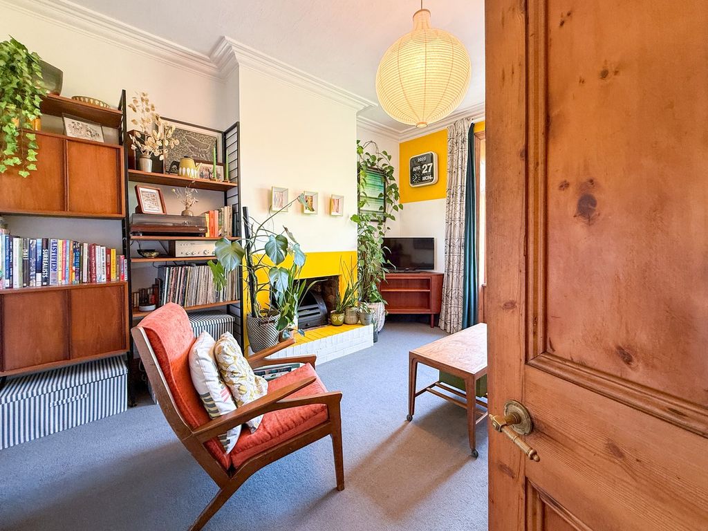 Property photo 3 of 21
