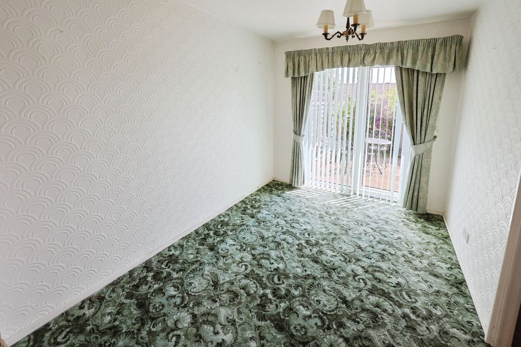 Property photo 3 of 13 Pbox-Img.Jpg