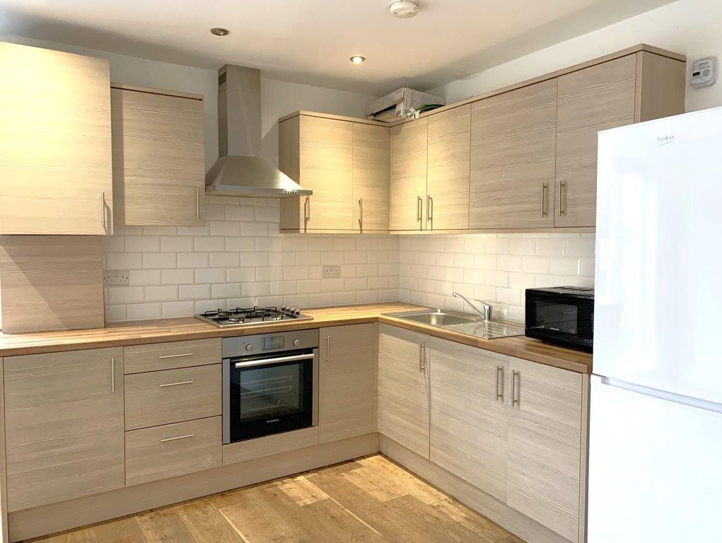 Property photo 2 of 8 B9Eda798-05F1-4683-91Bd-E14F6Ffd94E0.Jpg