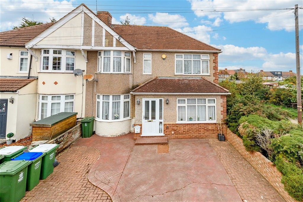 Property photo 1 of 9 External (Web)