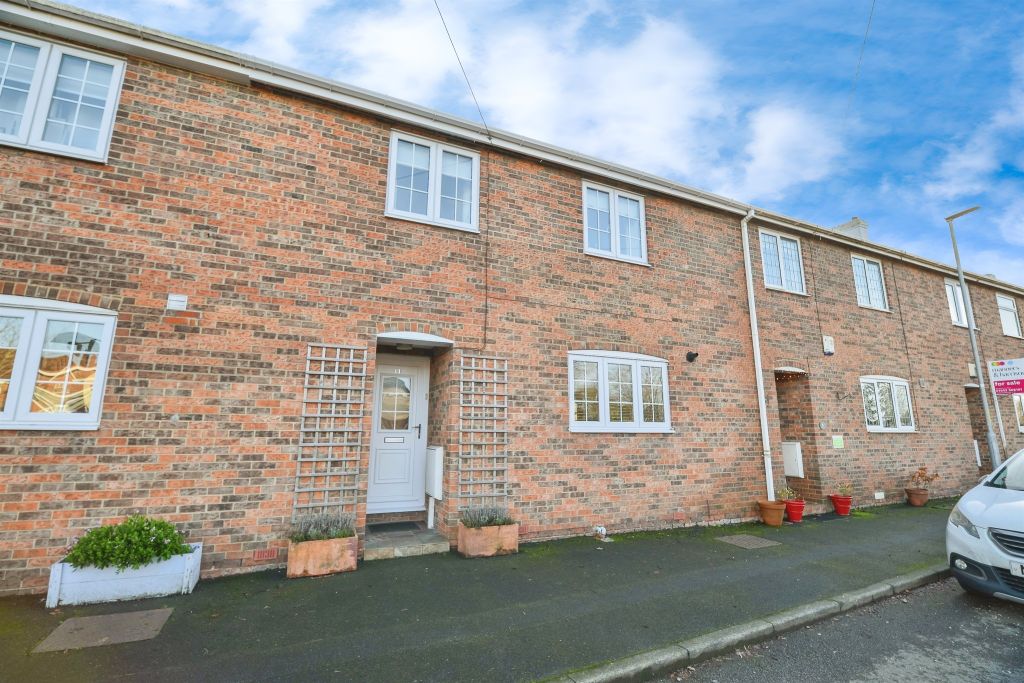 Property photo 1 of 18