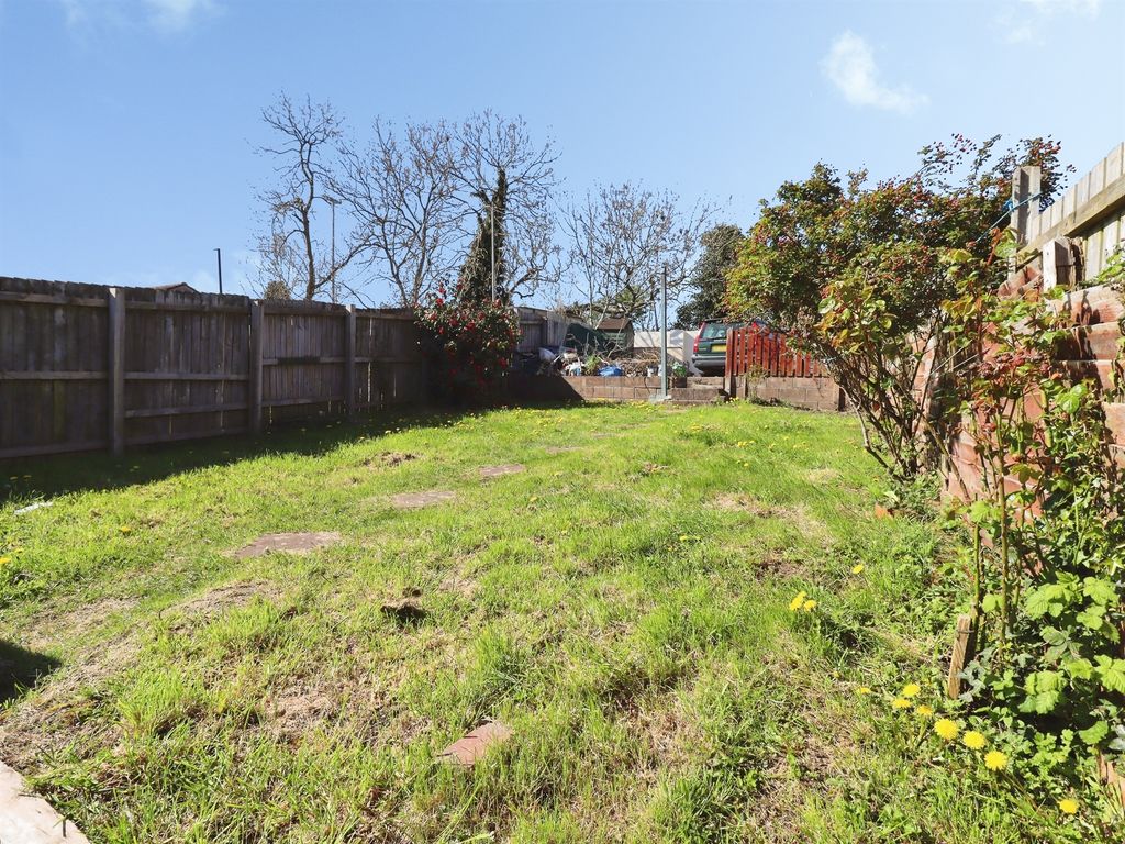 Property photo 3 of 15