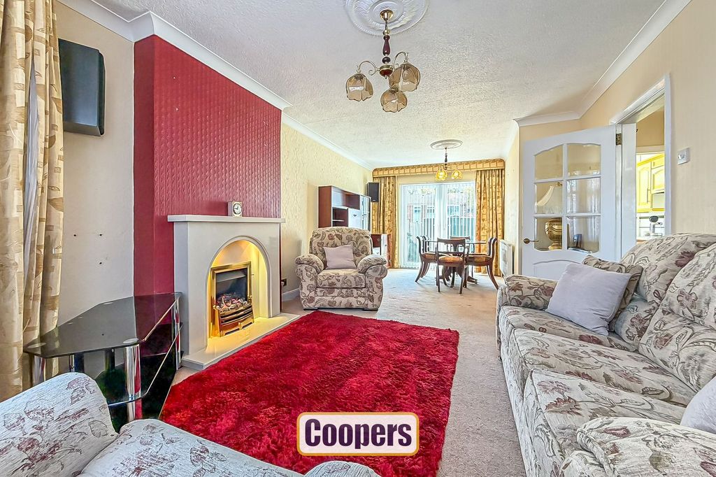 Property photo 3 of 13