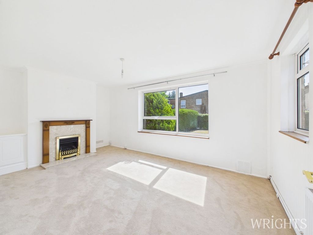 Property photo 3 of 21