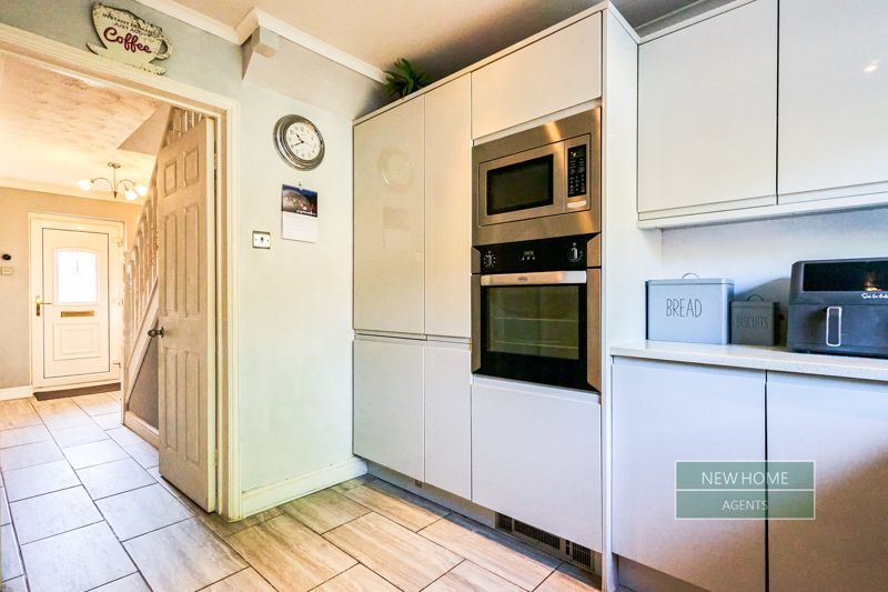 Property photo 3 of 41 Photo 30