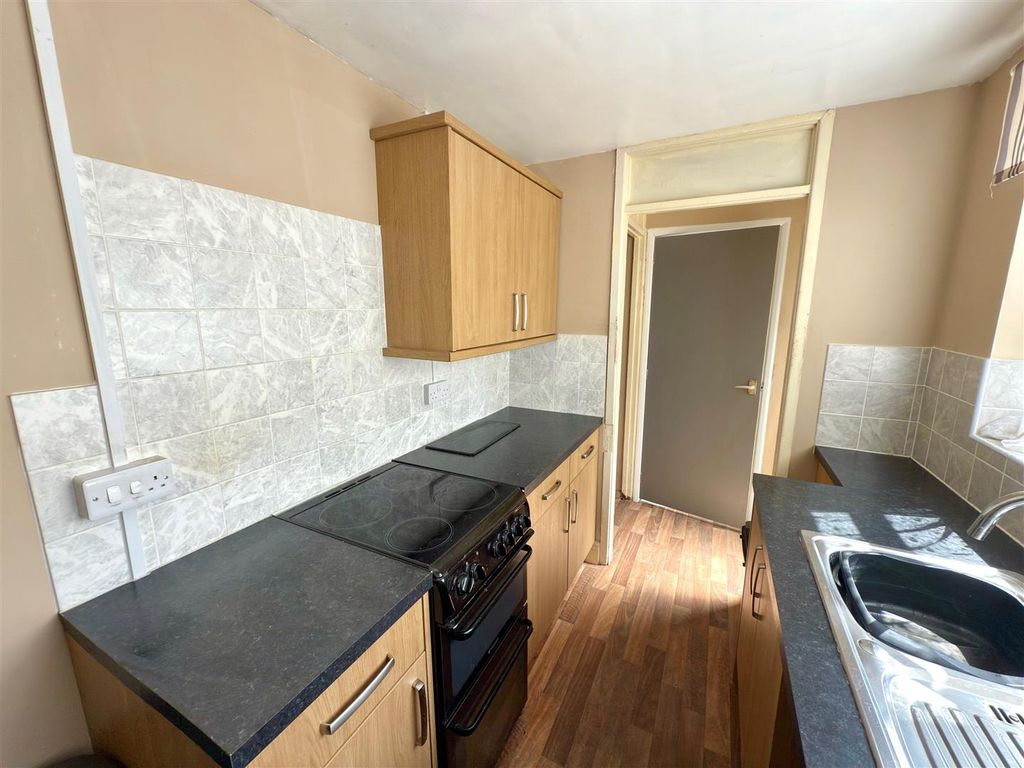 Property photo 2 of 10 Kitchen Area.Jpg