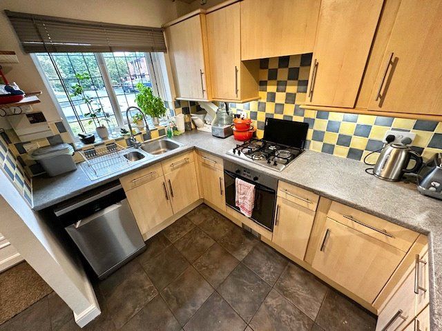 Property photo 3 of 13 Picture No. 17