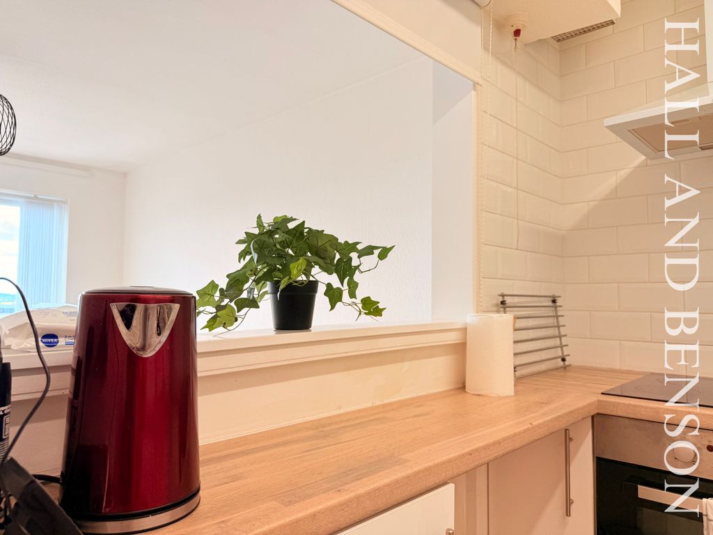 Property photo 3 of 12 Image