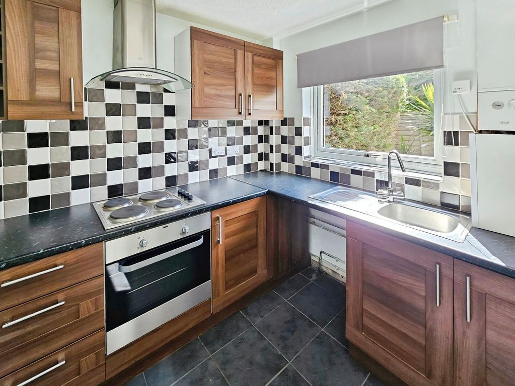 Property photo 2 of 11 Photo 7