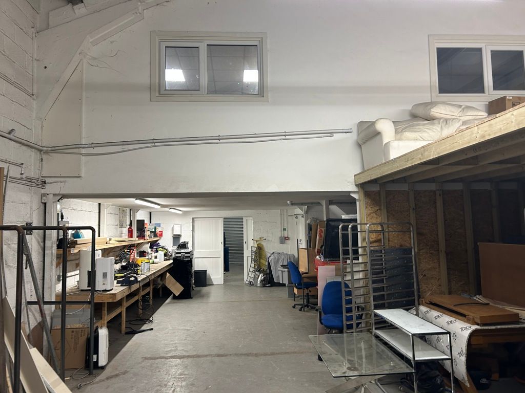 Property photo 2 of 9 Photo 2