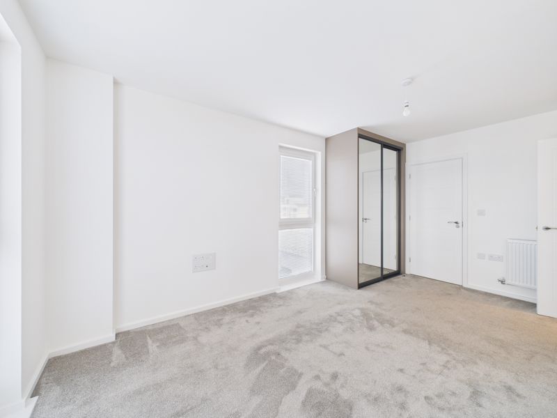 Property photo 2 of 11 Photo 3