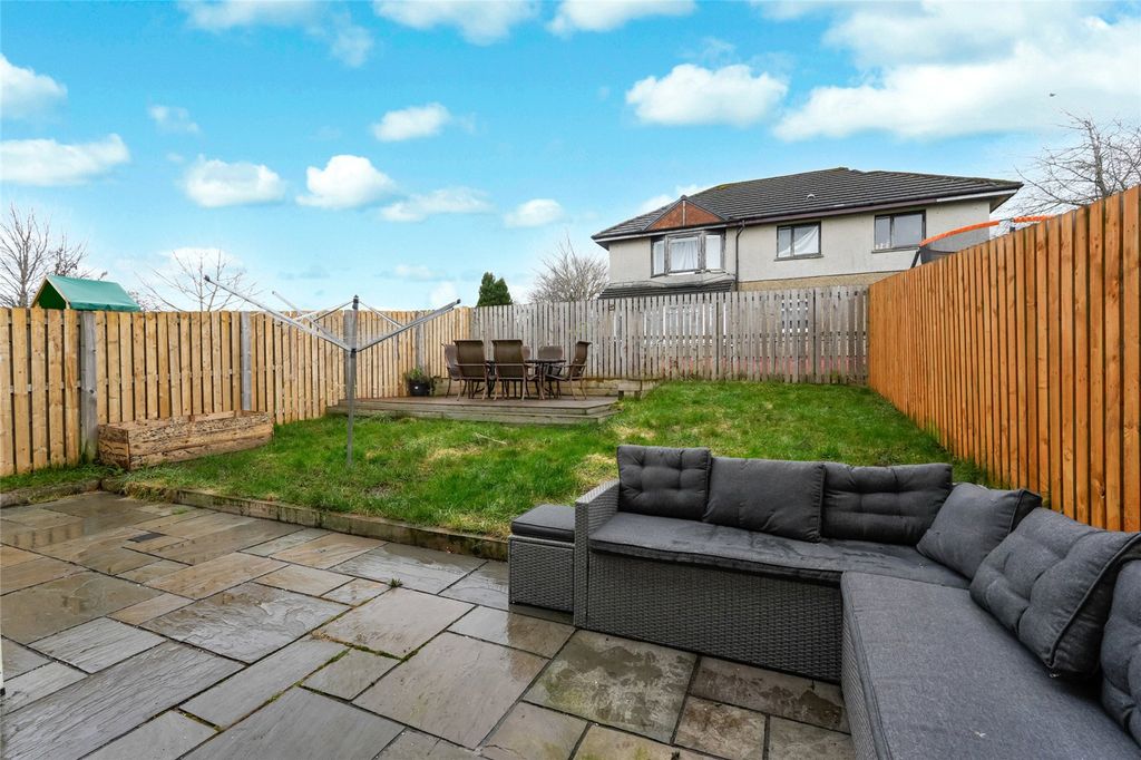 Property photo 3 of 21 Picture No. 19