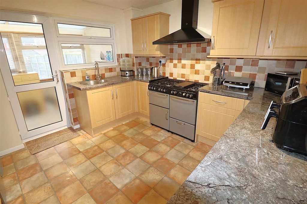 Property photo 3 of 19 Img_7472.Jpg