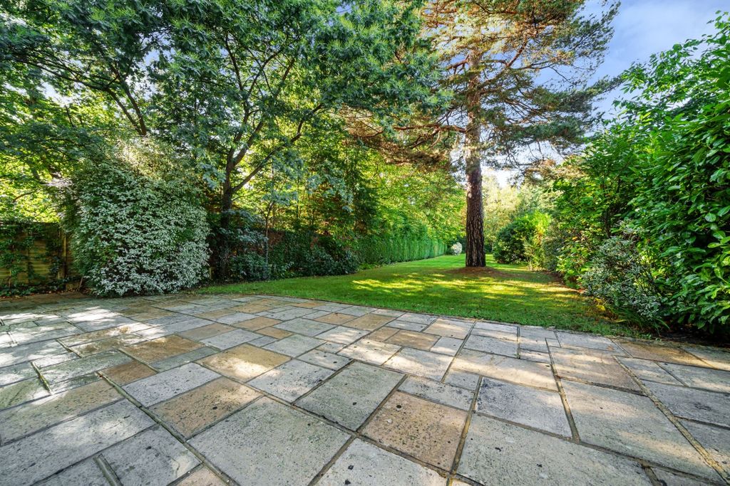 Property photo 3 of 21