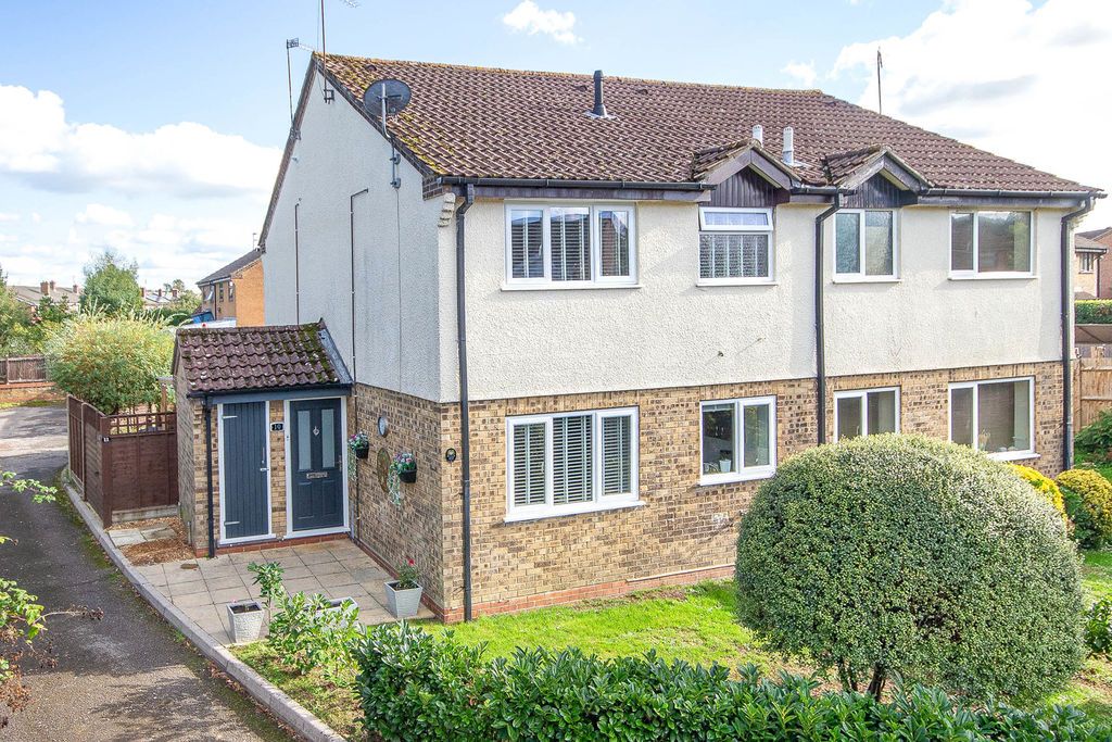 Property photo 1 of 14 External