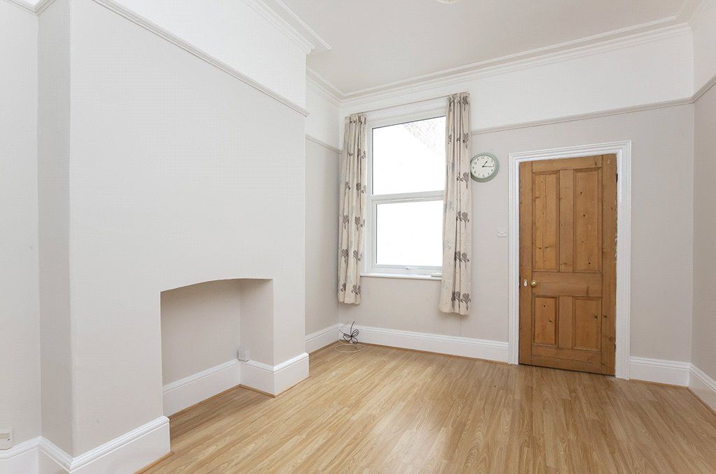 Property photo 3 of 15 Picture No. 13