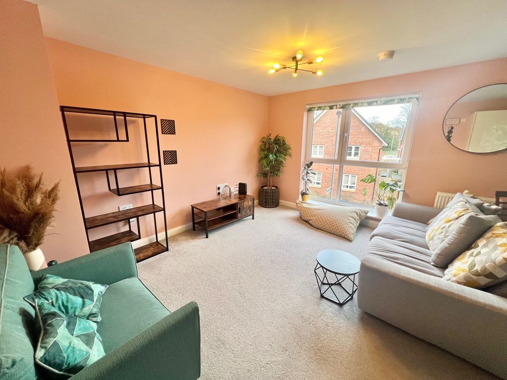 Property photo 2 of 14