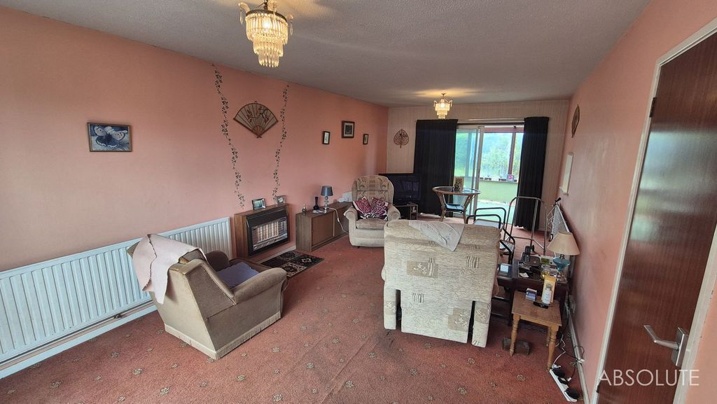 Property photo 3 of 24