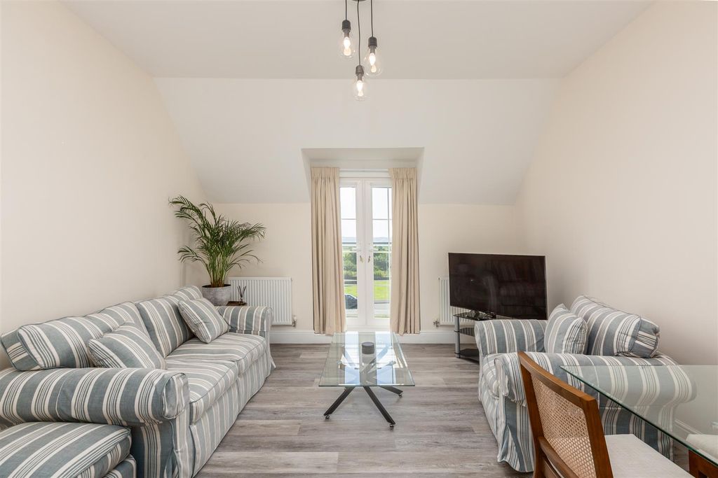 Additional image 7 of 2 bed flat for saleY Corsydd, Llanelli SA15