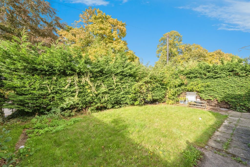 Property photo 2 of 11