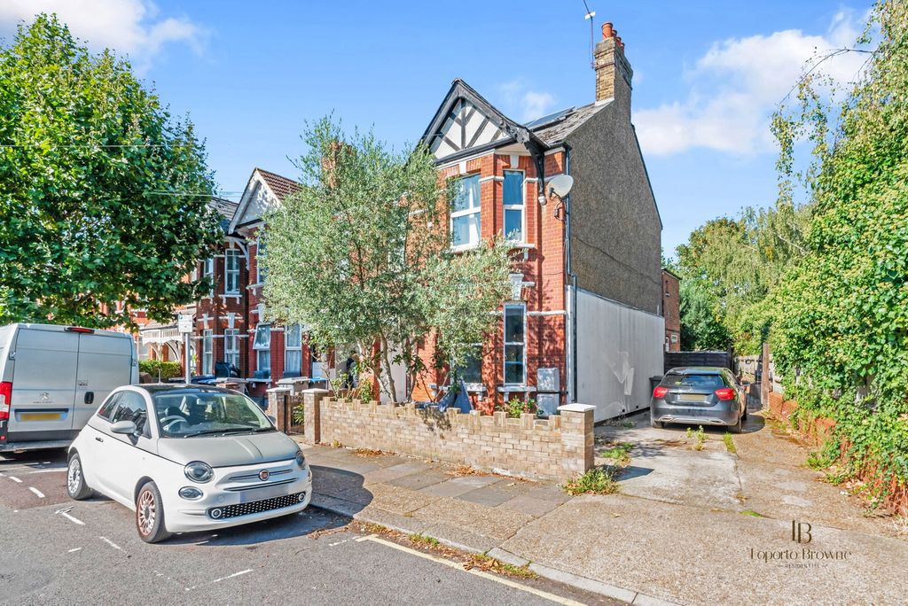 Property photo 1 of 14