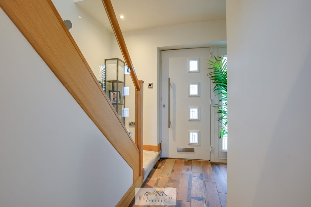 Property photo 2 of 29 Entrance Hall 1.2