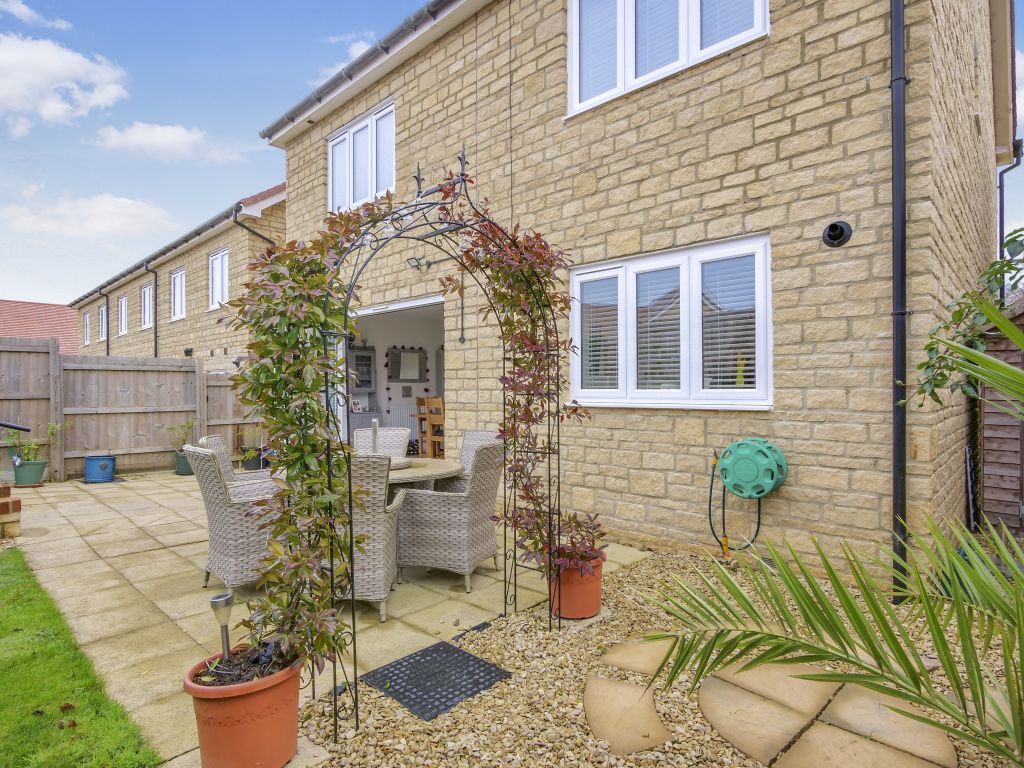 Property photo 3 of 25