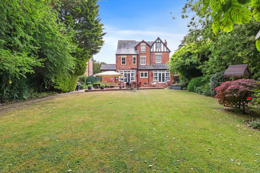 Property photo 1 of 27 Image