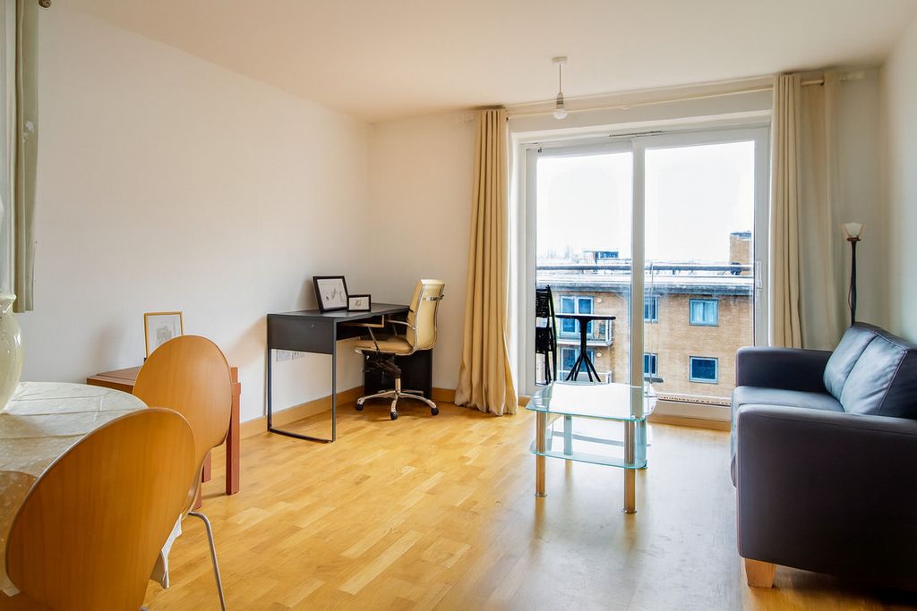 Property photo 2 of 6