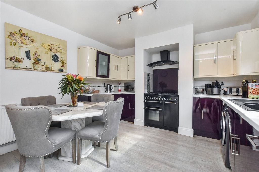 Property photo 2 of 20 Picture No. 03