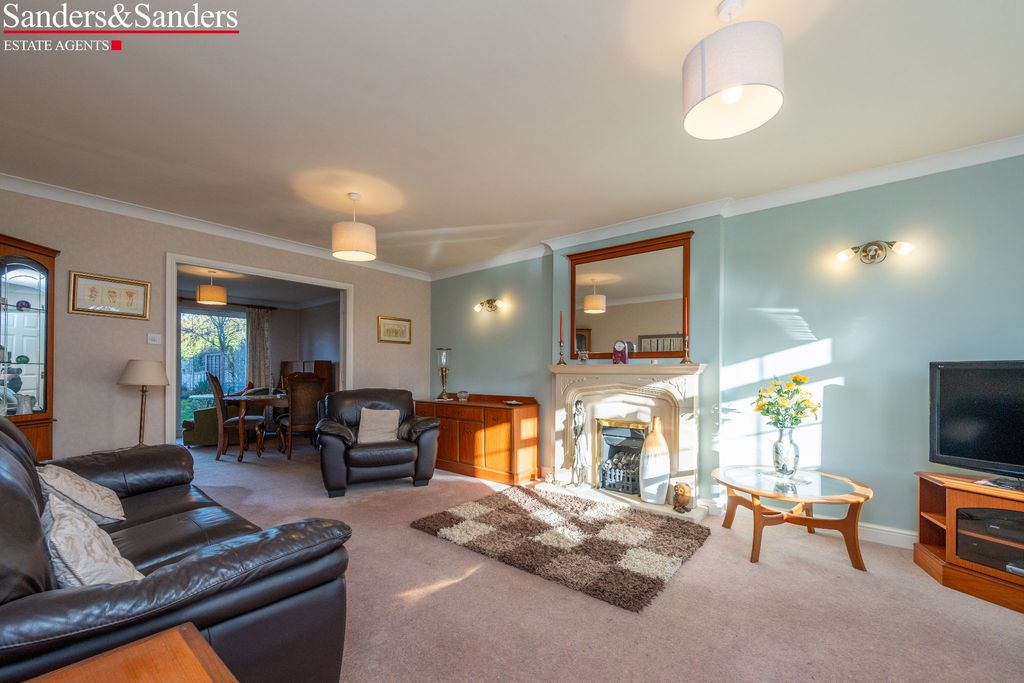 Property photo 3 of 25 Photograph 3